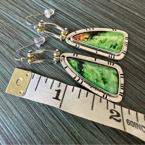 Beautiful Unique Boho Green Silver Dangle Drop Earrings - Picture 4 of 4